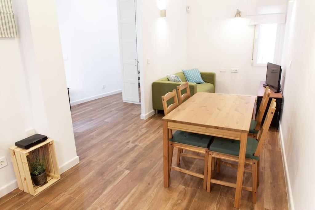 Encantador Apartamento Reformado En Tetuan By Bebalmy Madrid Exterior photo